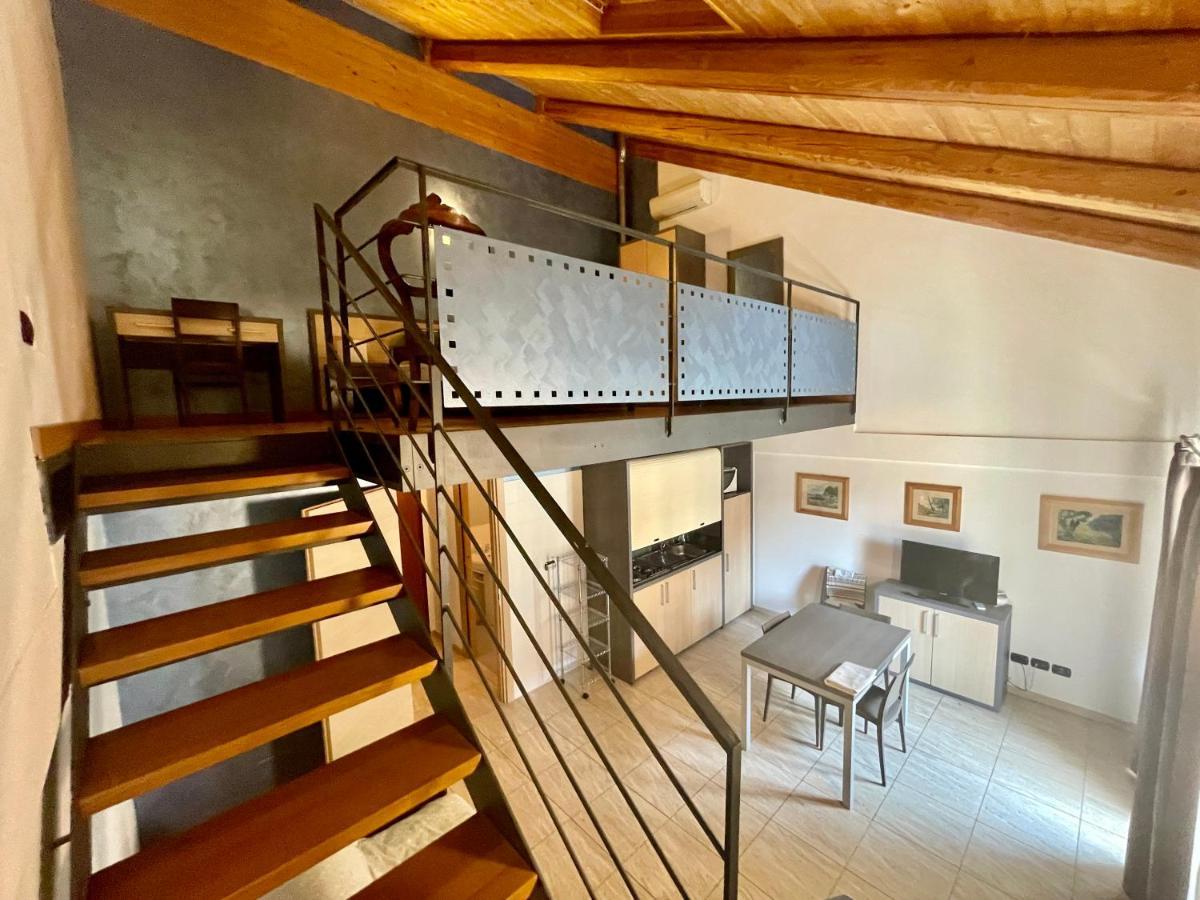 100 Torri Apartment Alba  Exteriér fotografie